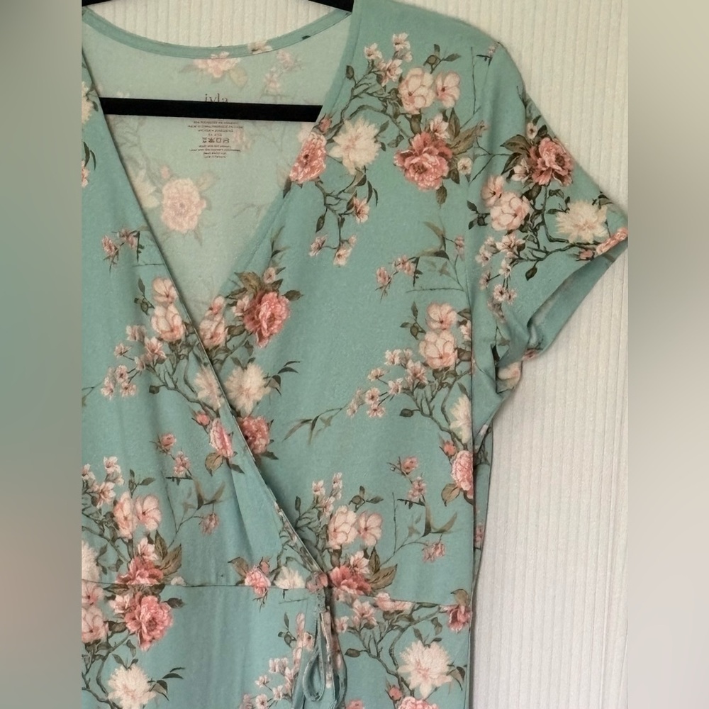 Ilya Long Maxi Dress Mint w/ Floral pattern Short sleeve Faux Wrap Soft Size 1X - Picture 5 of 11